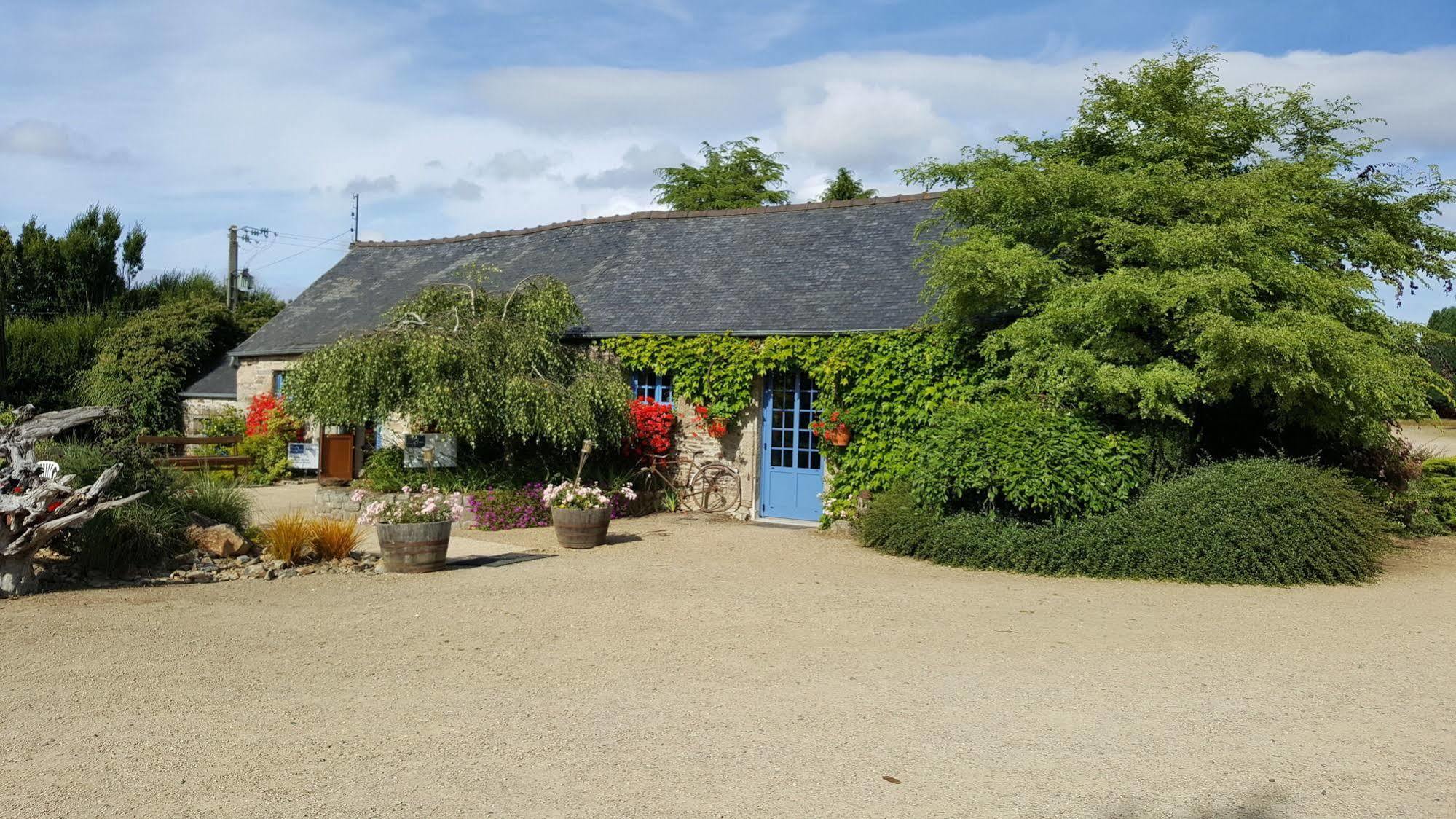 Hotel Domaine Le Puits De Jeanne Plouégat-Moysan Exteriér fotografie